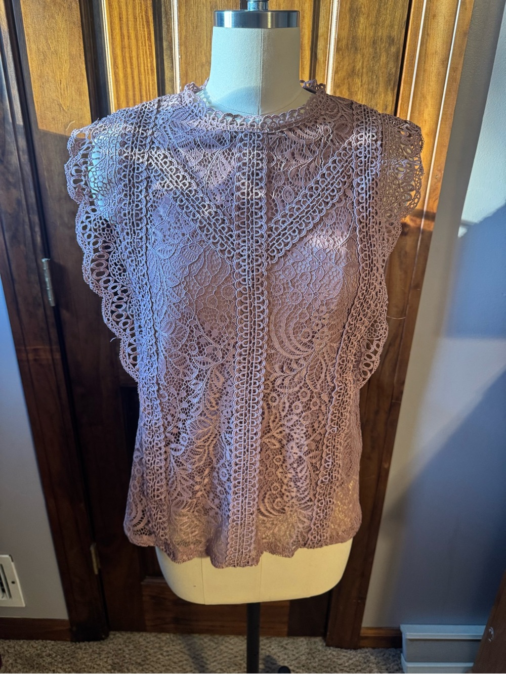 Cable & Gauge Lace Crochet Sleeveless Top - Mauve